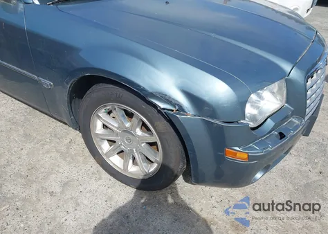 2006 Chrysler 300C z USA, uszkodzony, nr VIN 2C3LA63H86H168931